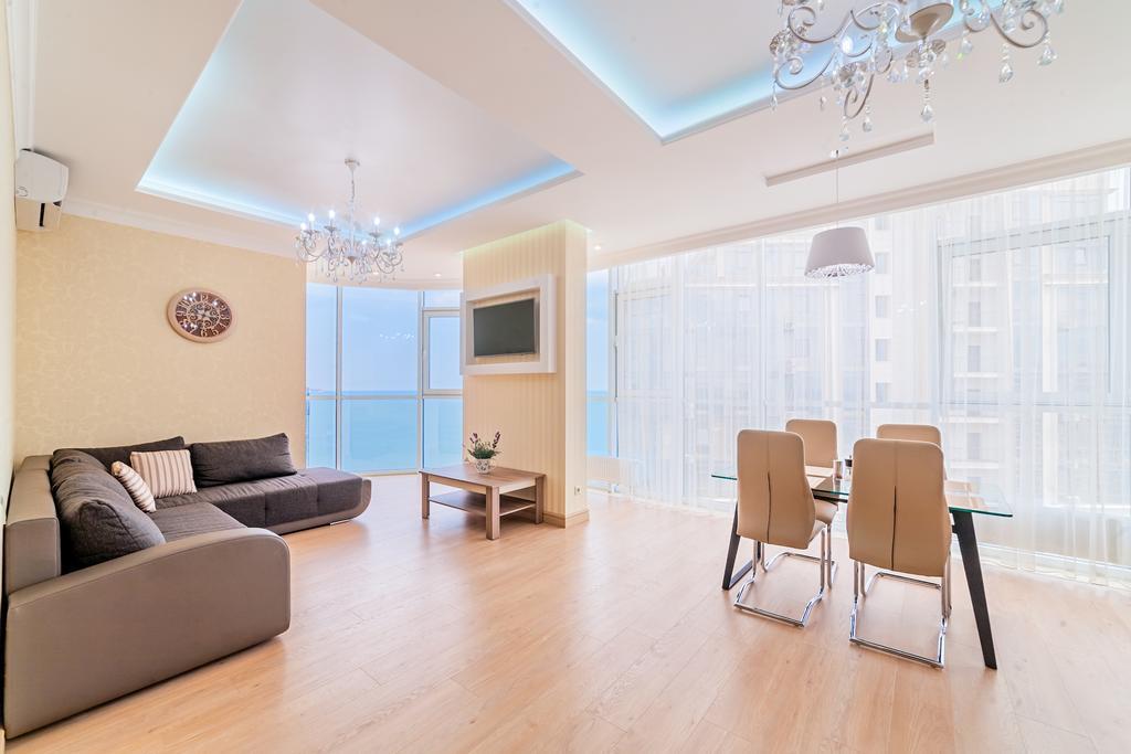 Apartment Pearl Of Arcadia โอเดสซา ภายนอก รูปภาพ